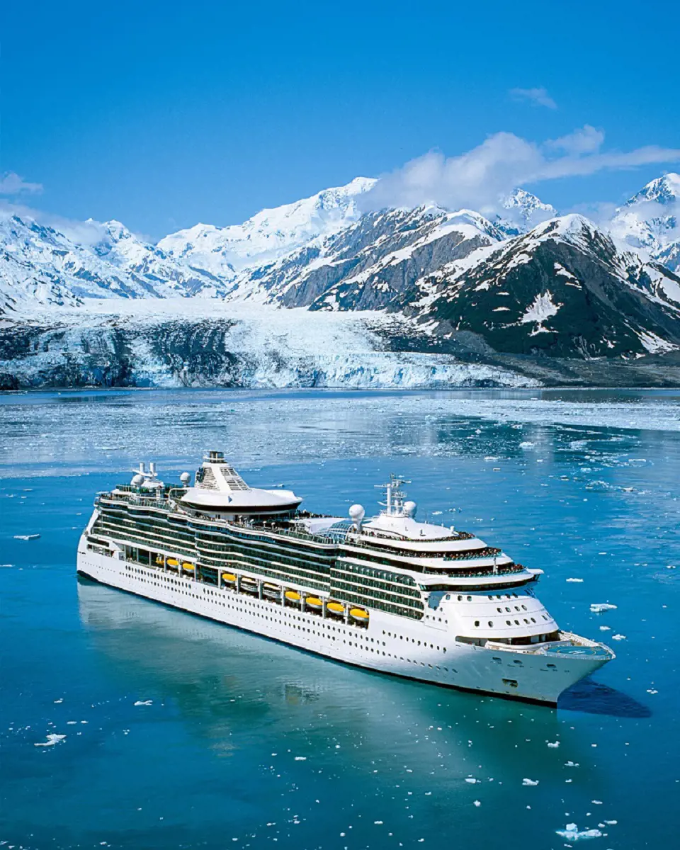 Serenade Of The Seas is a Radiance-class cruise owned by 	Royal Caribbean Group