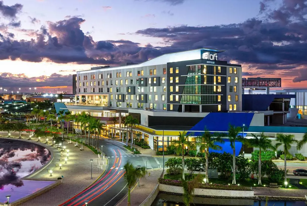 Aloft San Juan has express check in and check out service.