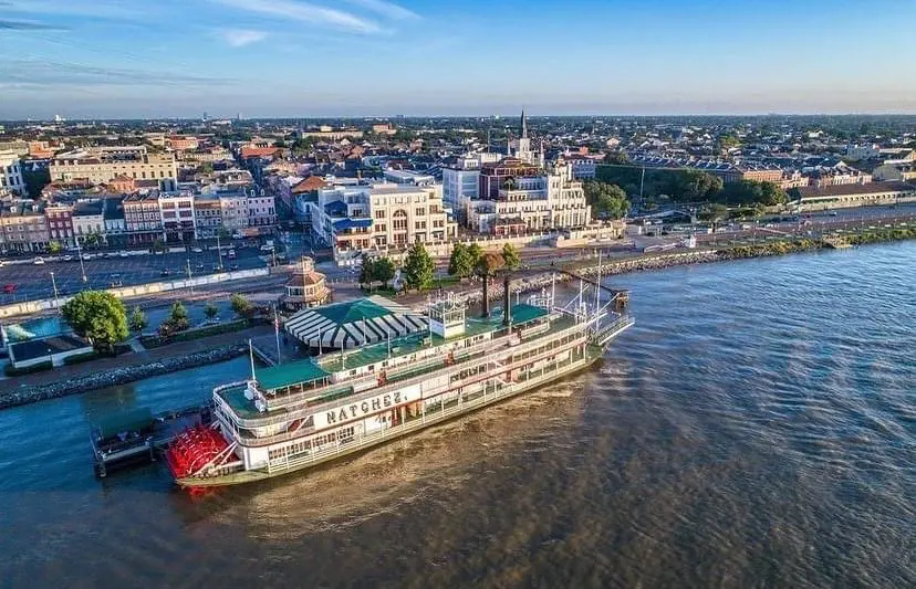 new orleans riverboat cruise dinner