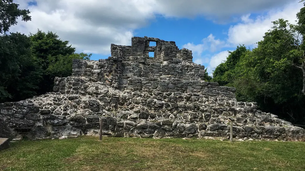 San Gervasio Mayan Ruins's history spans from 100 B.C. through the 16th century A.D