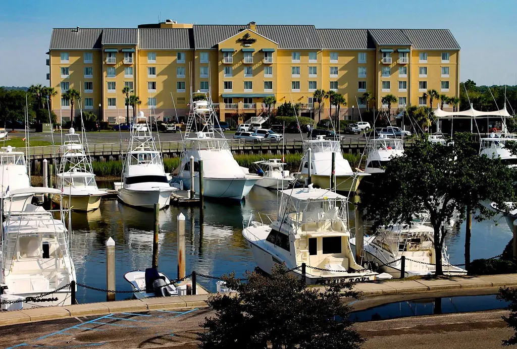 This hotel is nestled in the shoreline of Ashley River