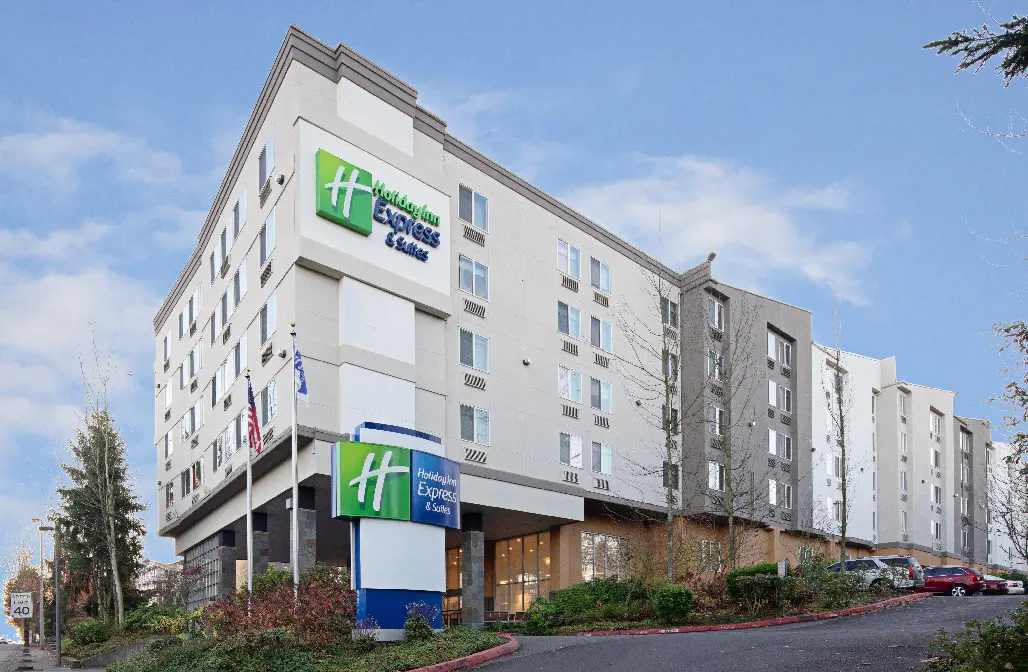 Holiday Inn Express & Suites Seattle North.
